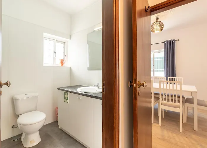 Pensjonat Guestready - Serene Escape Close To Aroeira 4*