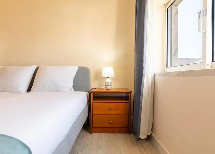 Maison d'hôtes Guestready - Serene Escape Close To Aroeira 4*