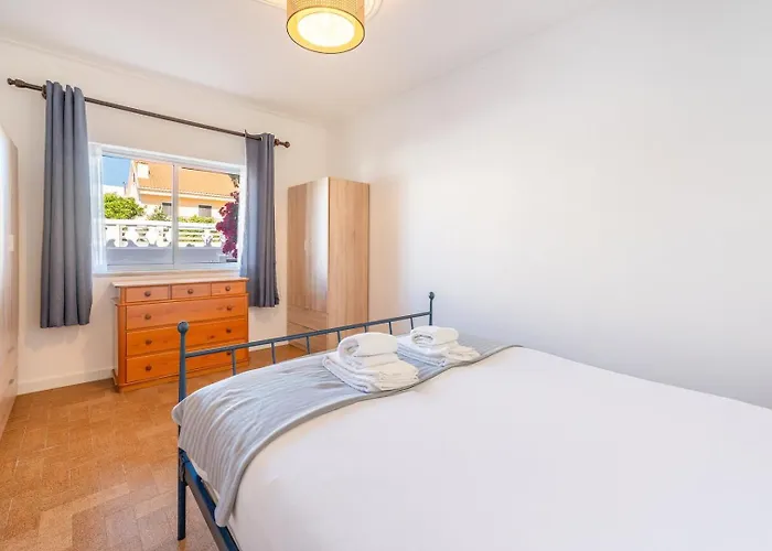 Pensjonat Guestready - Serene Escape Close To Aroeira Lizbona