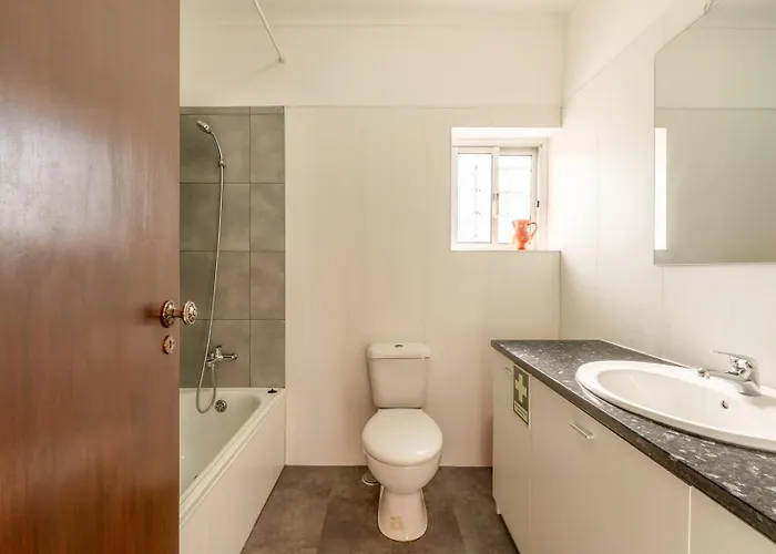 Gasthuis Guestready - Serene Escape Close To Aroeira 4*